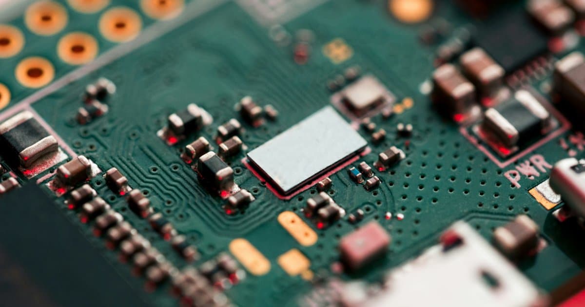 EUA impõem tarifa de 25% em chips de IA da Nvidia para China