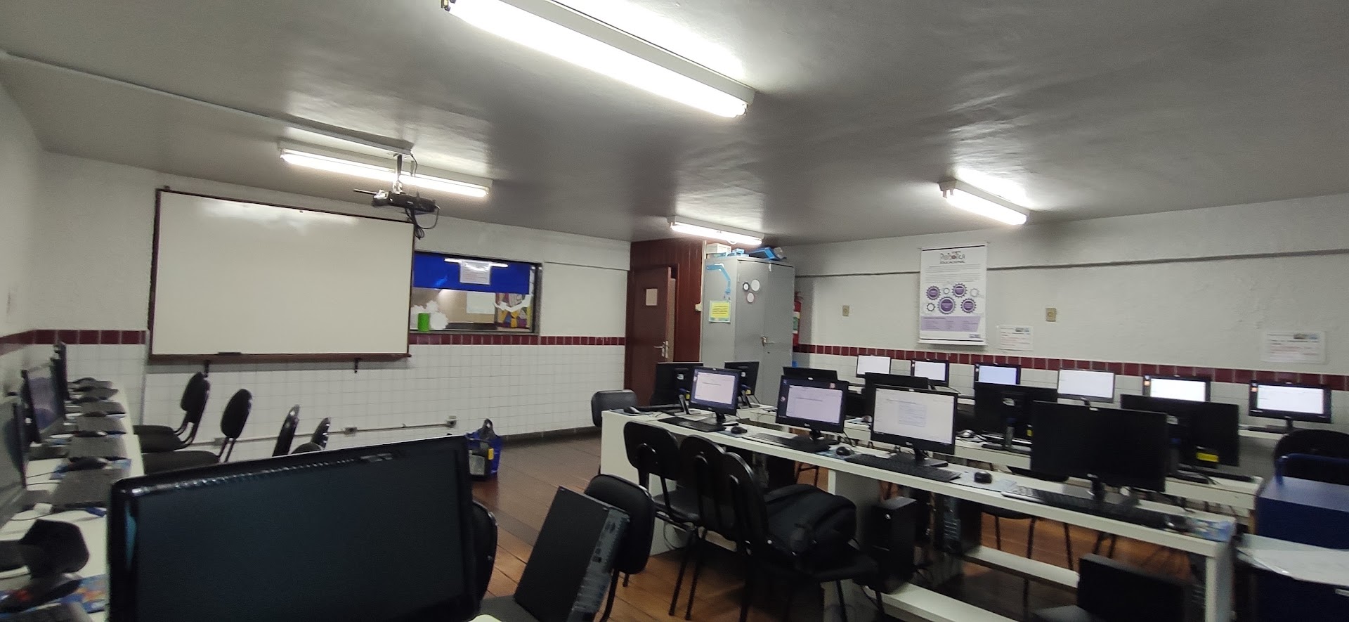 Laboratório Educacional